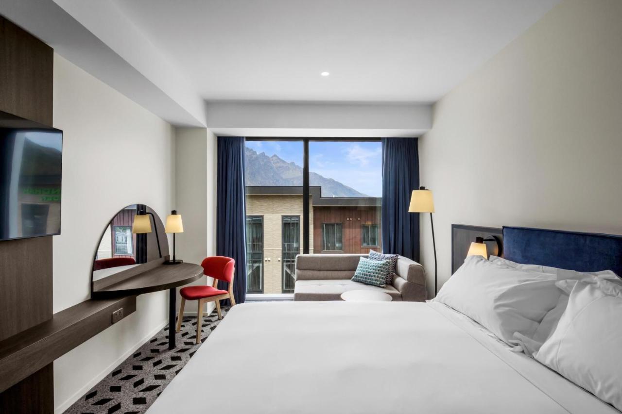 Holiday Inn Queenstown Remarkables Park Esterno foto