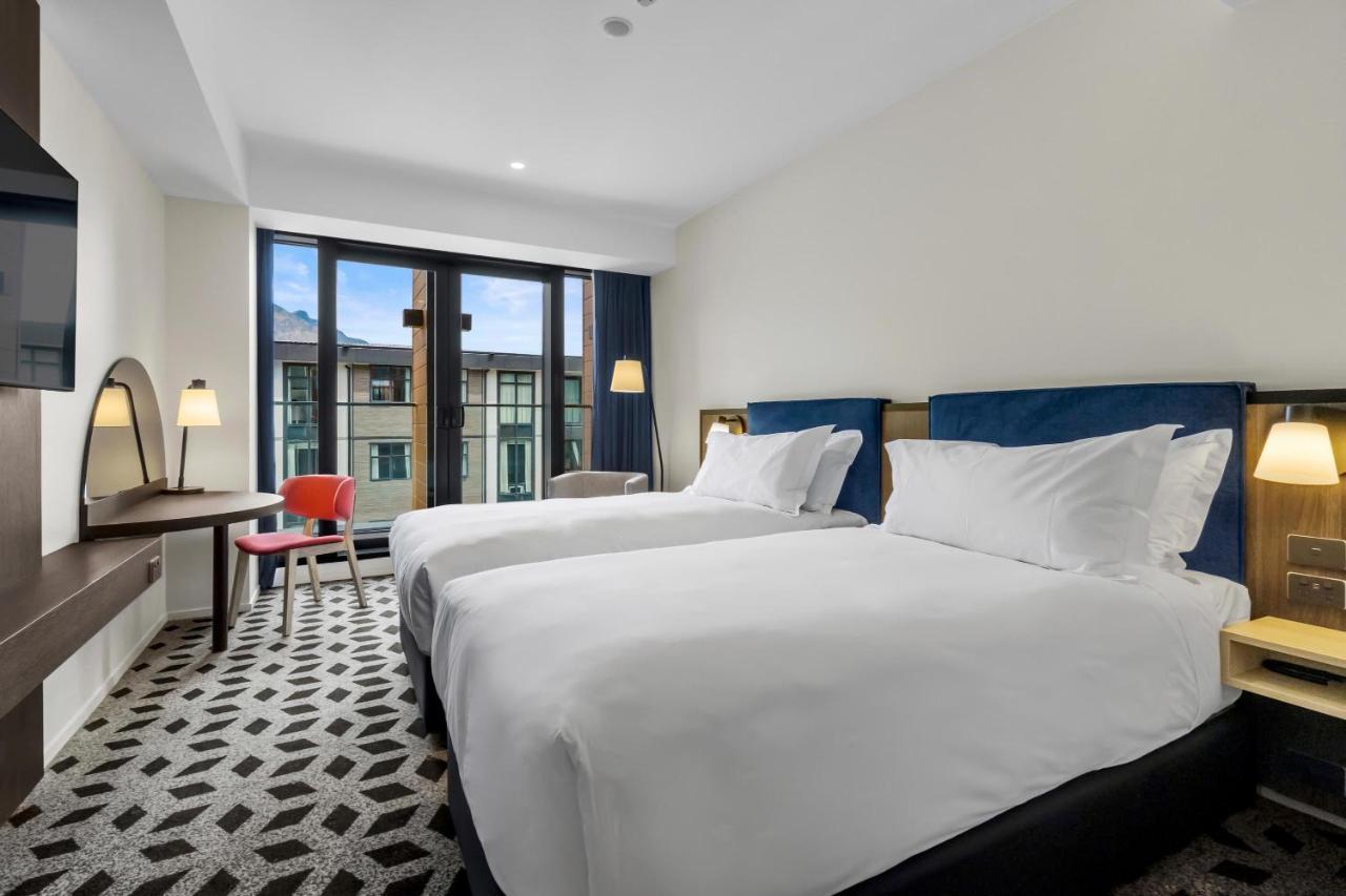 Holiday Inn Queenstown Remarkables Park Esterno foto