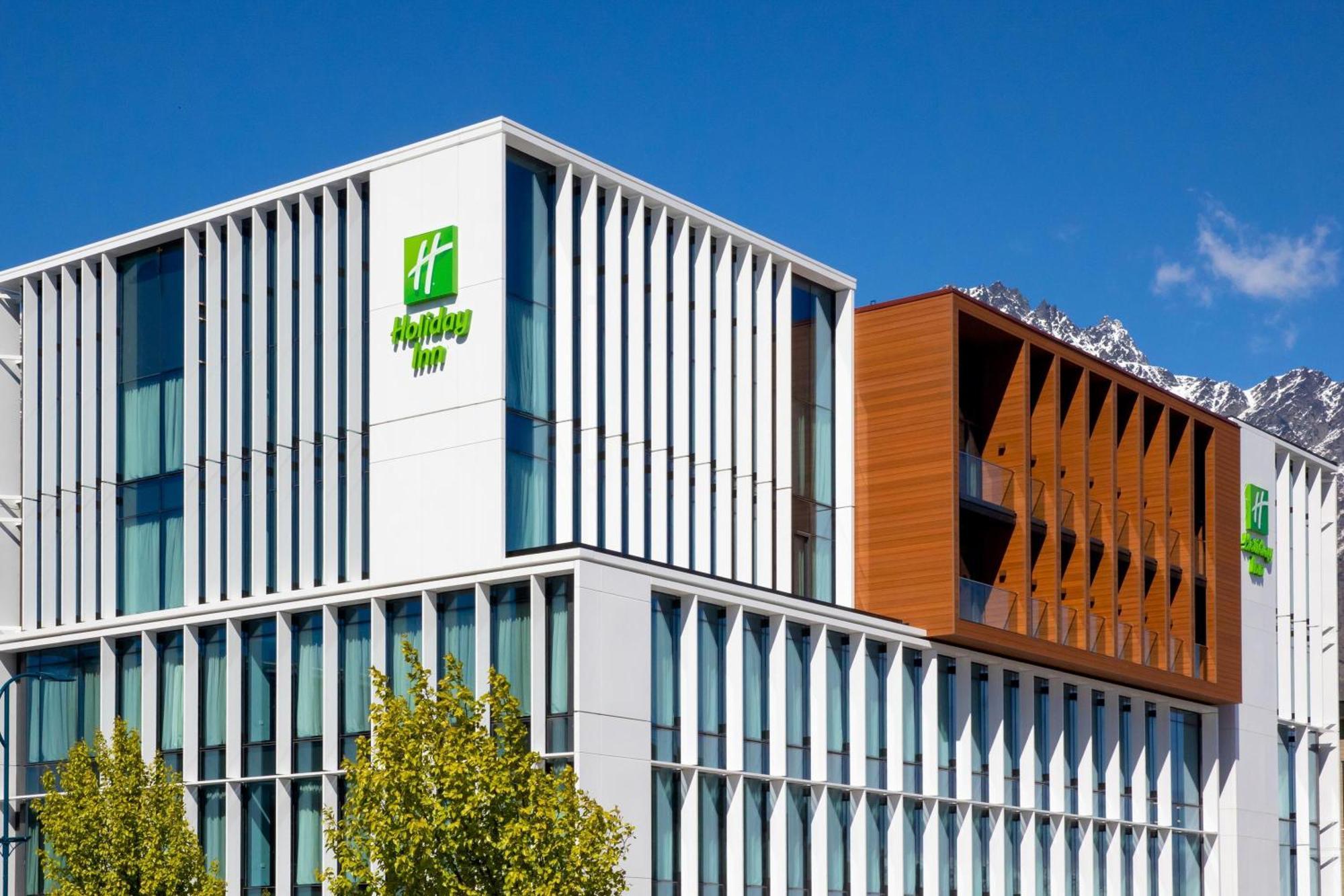 Holiday Inn Queenstown Remarkables Park Esterno foto